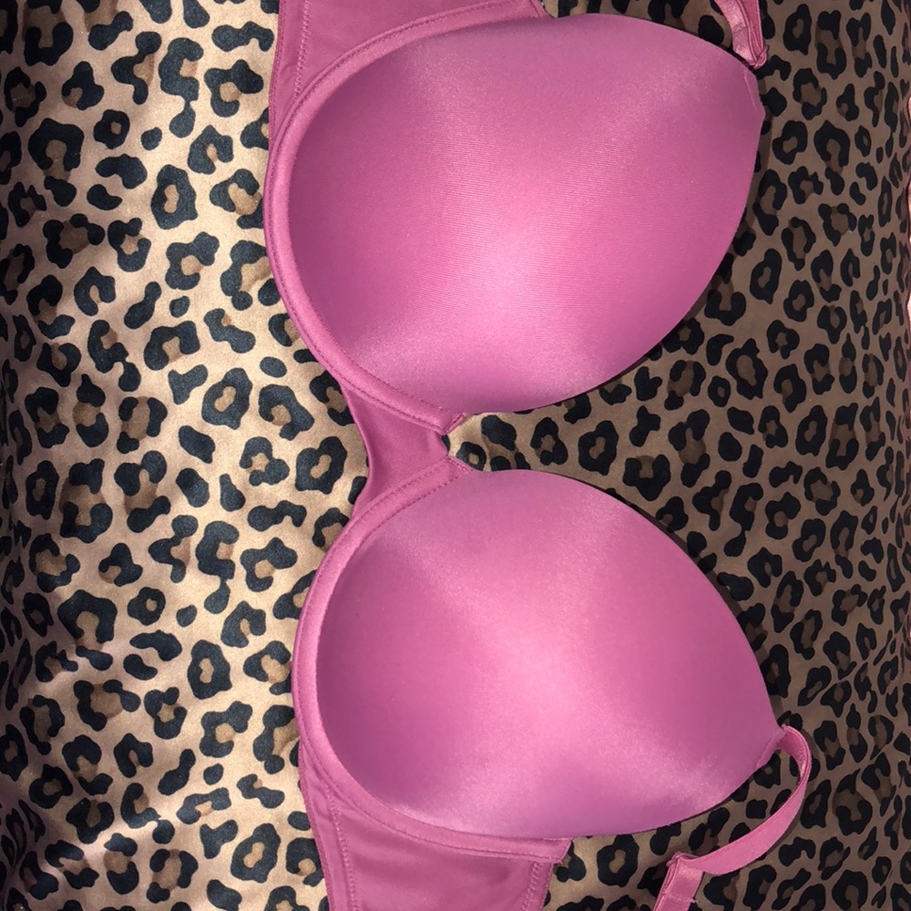 34D PINK VS bra